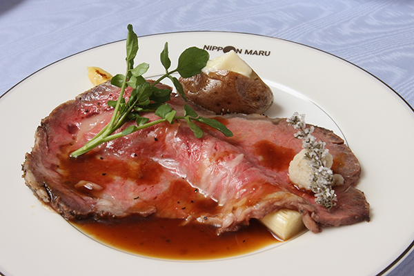 オーシャンダイニング「春日」のローストビーフ オーシャンダイニング「春日」のローストビーフ
